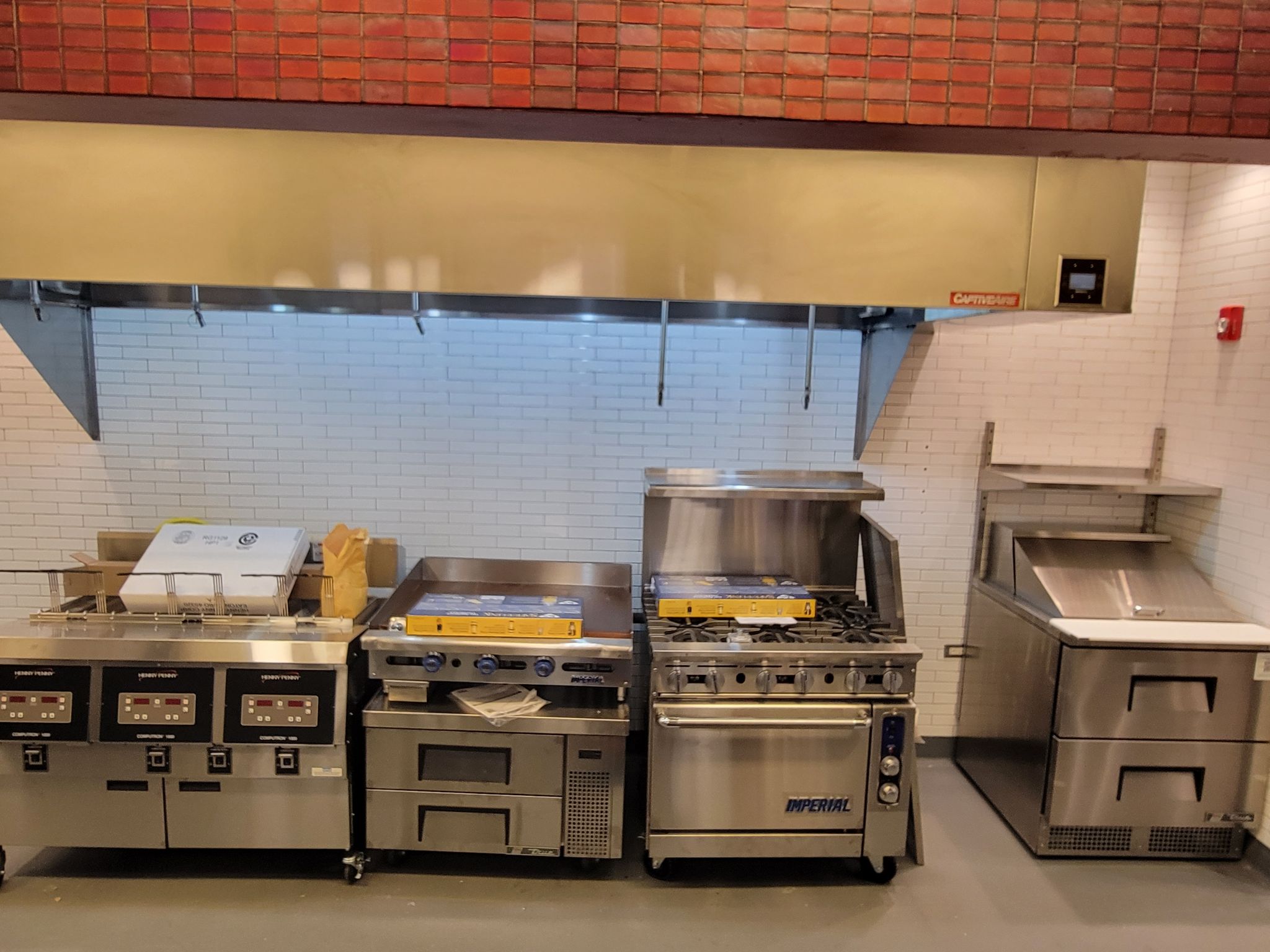 Chez Francois — refined prep and service line with coordinated ventilation